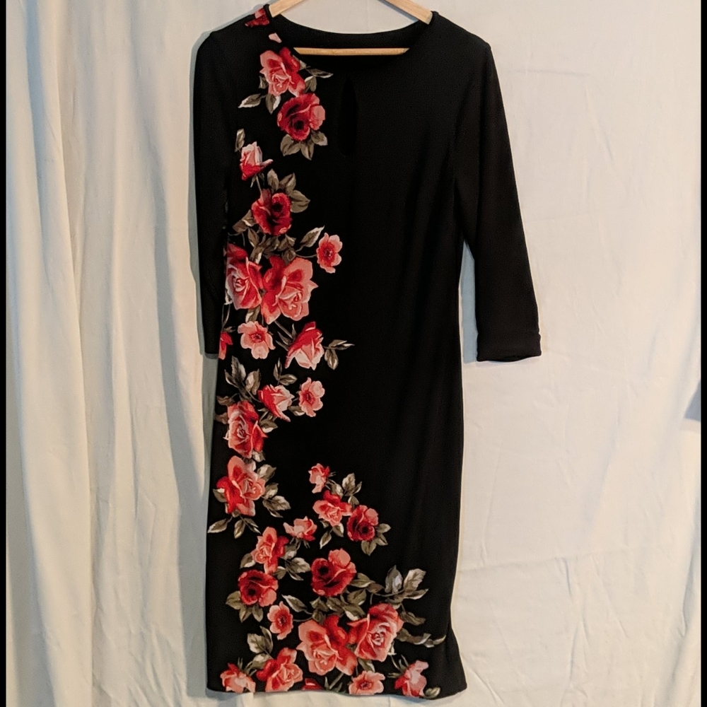 WHBM keyhole reversible dress.  Floral and black.